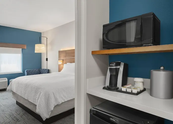 Holiday Inn Express Melbourne West By Ihg